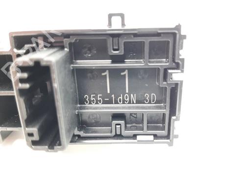 Switch TOYOTA COROLLA Estate (_E21_) 1.8 Hybrid (ZWE211W) | BP19766213I30 