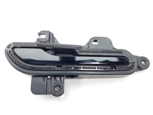front-right-exterior-door-handle-tesla-model-3-5yj3-ev-awd-108183200h-08407760ab-2017-19763202 main image