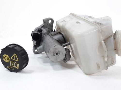 Brake master cylinder VW TRANSPORTER T5 Van (7HA, 7HH, 7EA, 7EH) 2.0 TDI | BP19758888M77 