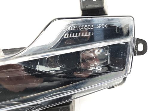 Left daytime light TESLA MODEL 3 (5YJ3) EV Performance AWD | BP19760928C104 - Image 3