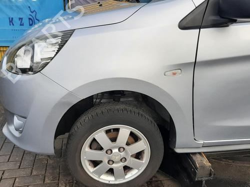 Used Left front fenders Left front fenders MITSUBISHI MIRAGE / SPACE STAR VI Hatchback (A0_A) 1.0 (A05A) (71 hp) 33740937 33740937