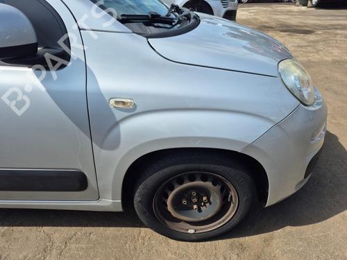 right-front-fenders-fiat-panda-312_-319_-2012-37428463 main image