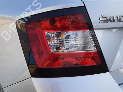 Used Left taillight SKODA FABIA III (NJ3) 1.0 TSI (95 hp) 28095694