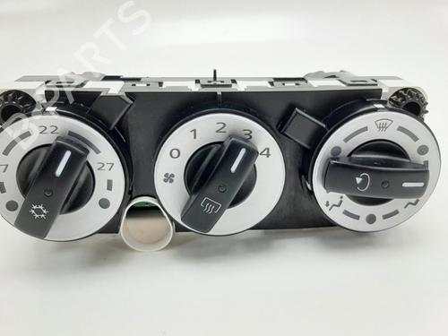 Used Climate control MITSUBISHI COLT VI (Z3_A, Z2_A) 1.3 (Z21A) (95 hp) 19757927