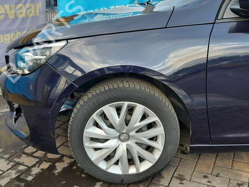 Used Left front fenders PEUGEOT 308 II (LB_, LP_, LW_, LH_, L3_) 1.2 THP 110 (110 hp) 29868585