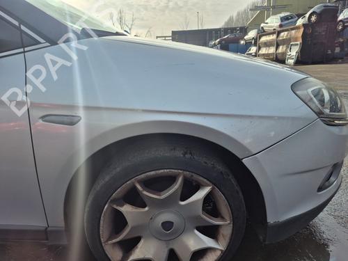 Used Right front fenders LANCIA DELTA III (844_) 1.4 (844.AXB1A) (150 hp) 32274936