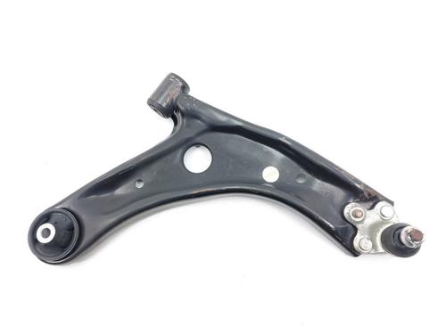 Used Right front suspension arm TOYOTA YARIS CROSS (MXP_) 1.5 Hybrid (MXPJ11) (131 hp) 29868916