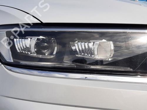 Højre forlygte VW T-ROC (A11, D11) 2.0 TSI 4motion (190 hp) 27550007