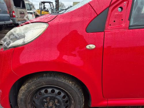 Used Left front fenders CITROËN C1 (PM_, PN_) 1.0 (68 hp) 31076000
