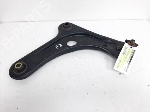 Used Right front suspension arm CITROËN C4 CACTUS 1.2 VTi 82 (82 hp) 22989129