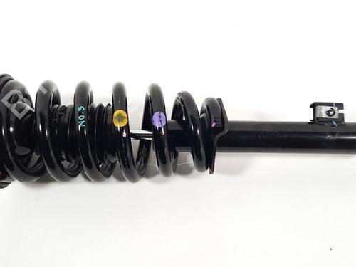 Used Left front shock absorber MITSUBISHI L200 / TRITON (KJ_, KK_, KL_) 2.4 DI-D 4WD (KL1T) (181 hp) 19758350