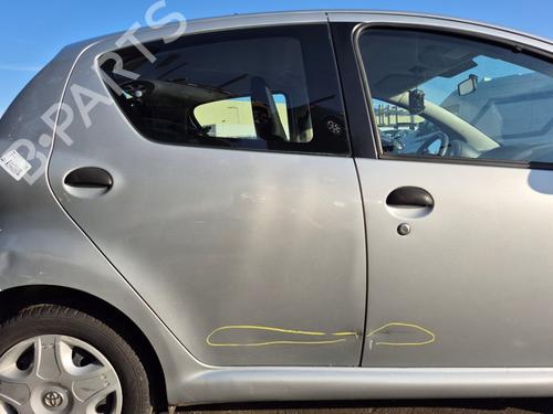Used Right rear door TOYOTA AYGO (_B1_) 1.0 (KGB10_, KGB10R) (68 hp) 30363213