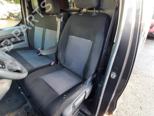 Used Left front seat Left front seat PEUGEOT EXPERT Van (V_) 2.0 BlueHDi 120 (122 hp) 40046947 40046947