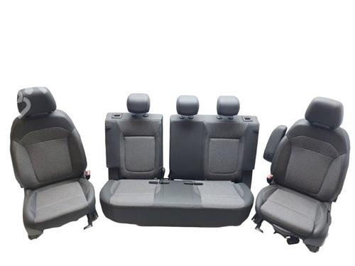 Ensemble sièges OPEL CROSSLAND X / CROSSLAND (P17, P2QO) 1.2 (75) (110 hp) 23506432
