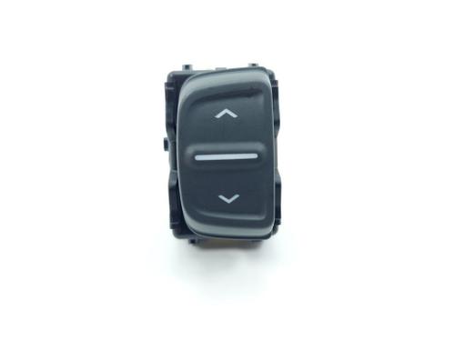 Used Switch Switch DACIA SANDERO II TCe 90 (B8M1, B8MA, B8AC) (90 hp) 19763611 19763611
