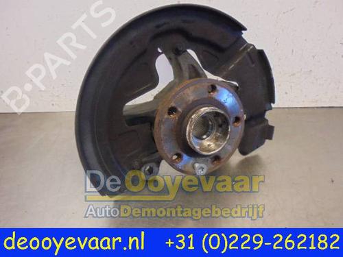Used Left front steering knuckle VOLVO V70 III (135) T4 (180 hp) 23272538