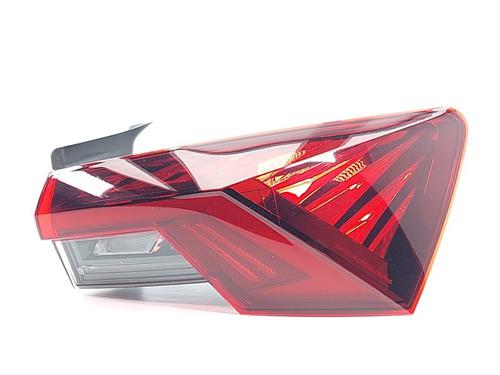 Used Right taillight SKODA OCTAVIA IV Combi (NX5, PV5) 1.4 TSI iV (204 hp) 30875587