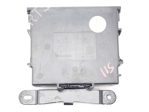 other-renault-megane-e-tech-suv-2021-32148508 main image