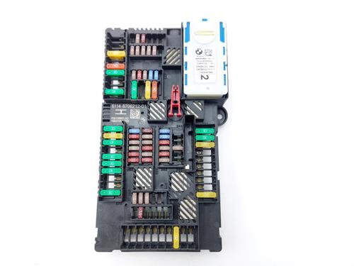 Used Fuse box Fuse box 39477825 39477825