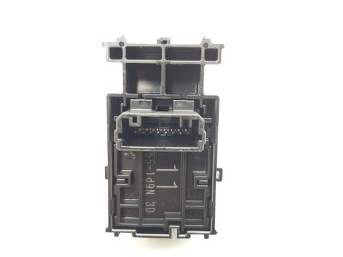 Switch TOYOTA COROLLA Estate (_E21_) 1.8 Hybrid (ZWE211W) | BP19766213I30 