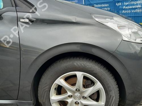 Used Right front fenders PEUGEOT 208 I (CA_, CC_) 1.2 VTI 82 (82 hp) 29080726