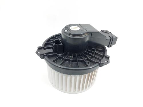 Used Heater blower motor Heater blower motor SUBARU XV (GT) 2.0 i e-BOXER AWD (GTE) (150 hp) 19767329 19767329
