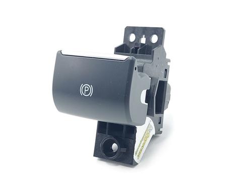 Switch FORD USA MUSTANG MACH-E (CGW) EV | BP31863835I30