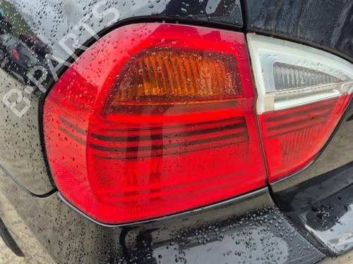 Venstre Baklys BMW 3 (E90) 318 i (129 hp) 31128041