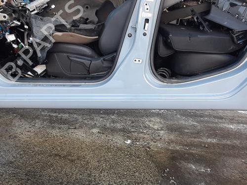 Used Door moulding trim Door moulding trim RENAULT CLIO V (B7_) 1.6 E-TECH 145 (B7MU) (143 hp) 34251385 34251385