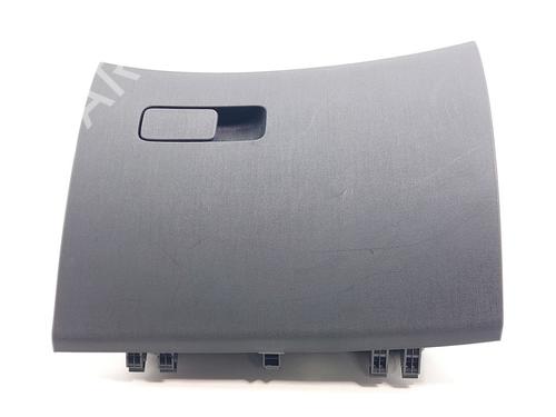 Used Glove box Glove box 37760531 37760531