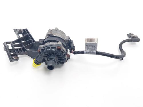 Used Auxiliary water pump BMW 6 Coupe (F13) 650 i xDrive (449 hp) 19769067