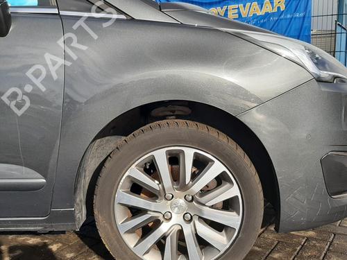 Used Right front fenders PEUGEOT 5008 (0U_, 0E_) 1.6 16V (156 hp) 29954599