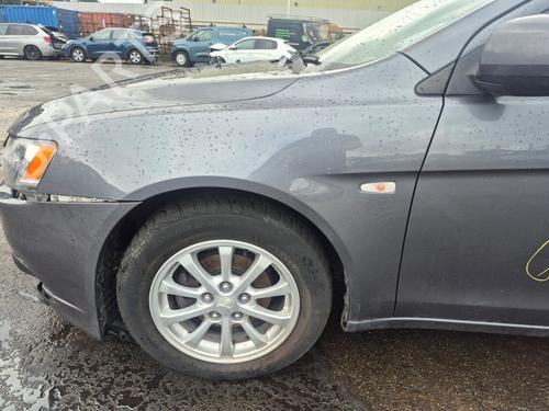 Used Left front fenders Left front fenders 38958717 38958717