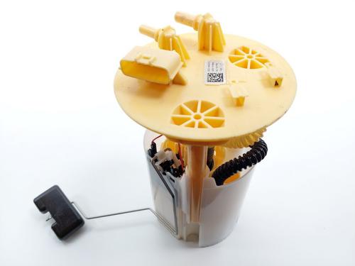 Used Fuel pump RENAULT MEGANE IV Grandtour (K9A/M/N_) 1.5 dCi 110 (110 hp) 19763354