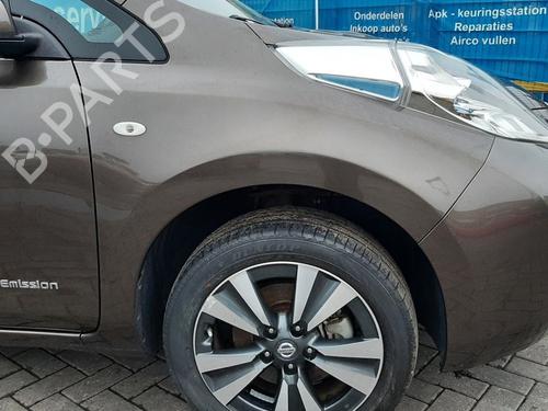 Used Right front fenders NISSAN LEAF (ZE0) Electric (109 hp) 22563904