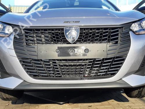 Used Front bumper Front bumper PEUGEOT 208 II (UB_, UP_, UW_, UJ_) 1.2 PureTech 75 (75 hp) 39888574 39888574