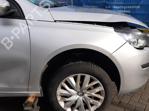 Forskærm Højre Forskærm Højre PEUGEOT 308 II (LB_, LP_, LW_, LH_, L3_) 1.6 BlueHDi 120 (120 hp) 39694469 39694469