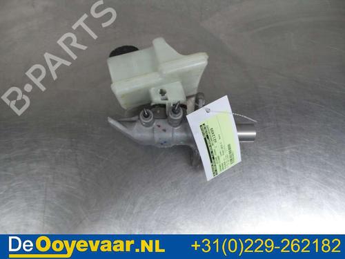 Used Brake master cylinder MERCEDES-BENZ M-CLASS (W166) ML 350 BlueTEC 4-matic (166.024, 166.023) (258 hp) 24016314