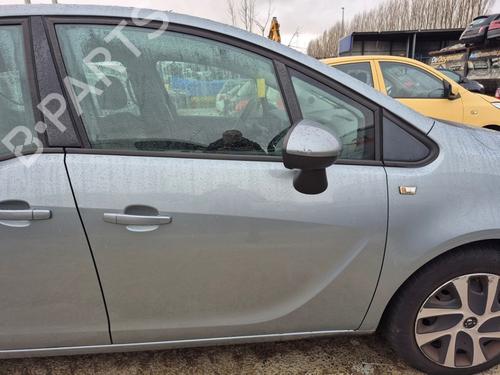 Used Right front door OPEL MERIVA B MPV (S10) 1.4 (75) (100 hp) 31075943