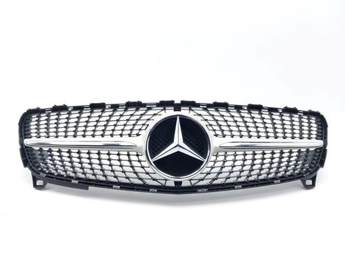 Grill Grill MERCEDES-BENZ A-CLASS (W176) A 160 (176.041) (102 hp) 35996666 35996666