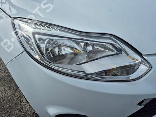 Used Right headlight Right headlight FORD FOCUS III Turnier 1.0 EcoBoost (100 hp) 34703439 34703439