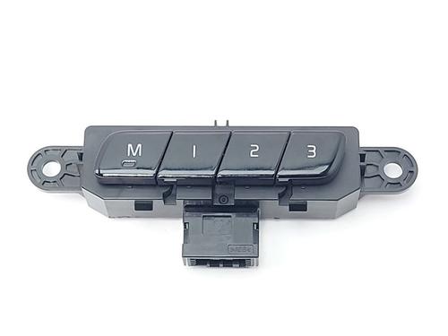 Used Switch VOLVO XC90 II (256) T8 Hybrid AWD (407 hp) 30183544