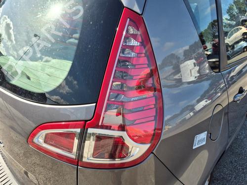 Used Right taillight Right taillight 39562005 39562005