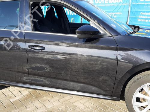 Used Right front door SKODA KAMIQ (NW4) 1.0 TSI (115 hp) 24221736