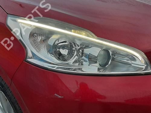 Faro destro PEUGEOT 208 I (CA_, CC_) 1.6 VTi (120 hp) 30794796