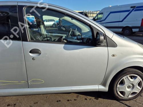 Used Right front door TOYOTA AYGO (_B1_) 1.0 (KGB10_, KGB10R) (68 hp) 30363195