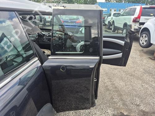 Porte arrière droite Porte arrière droite MINI MINI CLUBMAN (R55) Cooper (120 hp) 36490758 36490758