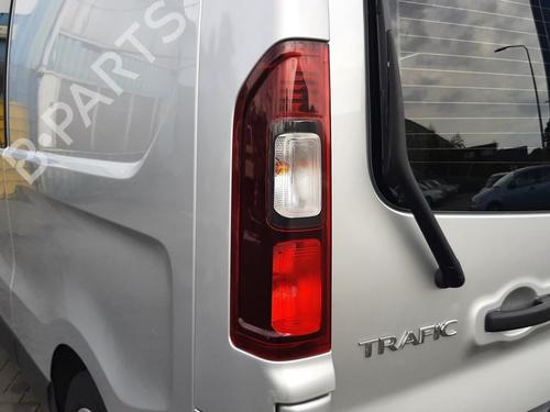 Used Left taillight RENAULT TRAFIC III Van (FG_) 2.0 dCi 120 (FGMN) (120 hp) 28017403
