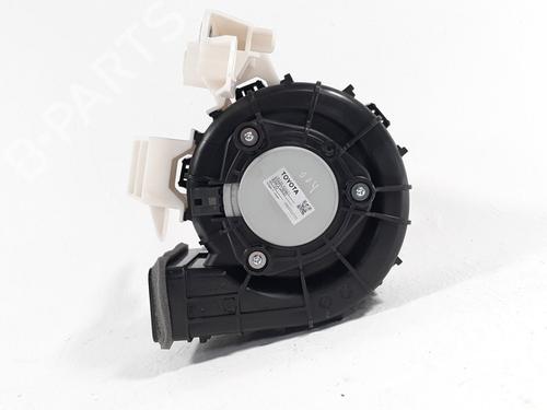 Heater blower motor TOYOTA YARIS (_P21_, _PA1_, _PH1_) 1.5 Hybrid (MXPH10, MXPH11) | BP19753379M62 