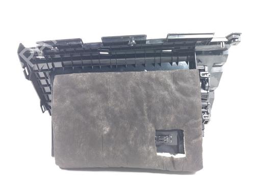Handskerum TESLA MODEL S (5YJS) 75D AWD | BP26164709C95 